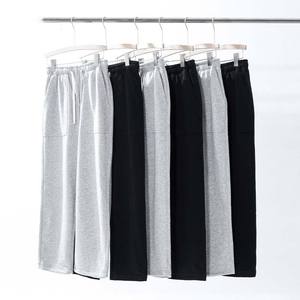 Pantalon de survêtement en molleton bouclette pour homme, personnalisable avec logo et design de marque, haute qualité, pour l'entraînement - Product Image 3
