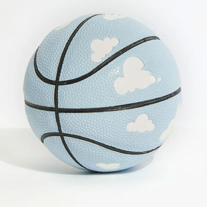 Ballon de basketball personnalisé, taille 4, haute qualité, chambre à air en caoutchouc naturel, revêtement en cuir PU, durable, écologique, design respirant - Product Image 2