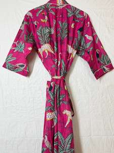 Bata tipo kimono de algodón con estampado de animales de la selva, suave y transpirable, para la playa o para estar en casa, disponible en 4 colores. - Product Image 5