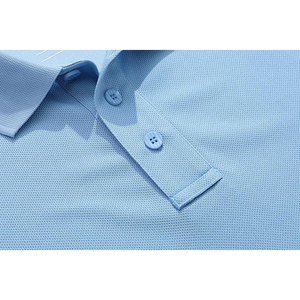 Polo bleu clair à manches courtes 100% coton piqué tricoté décontracté boutonné couleur unie coupe classique - Product Image 5