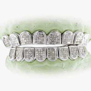Joyería de lujo para hombres: Grillz de Hip Hop plateados con incrustaciones de diamantes cuadrados, acabado personalizado, juego completo de cubiertas dentales. - Product Image 1