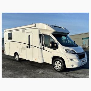Autocaravana duradera para viajes de larga distancia y aventuras al aire libre - Product Image 2