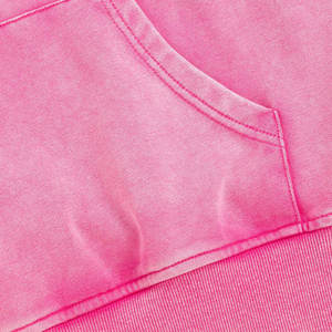 เสื้อฮู้ดสีชมพูแบบกำหนดเองสำหรับผู้ชาย สไตล์วินเทจ ล้างสีแบบ Mineral Acid Wash ทรงโอเวอร์ไซส์ สตรีทแวร์ ลายกราฟิก พิมพ์ลายไฟฟ้า ผ้าฟลีซ ฮิปฮอป - Product Image 5