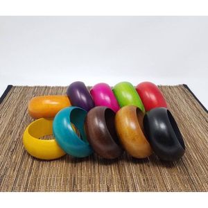 กำไลเรซิ่นที่สวมใส่สบายและมีสไตล์  คริสตัลแฟชั่นอุปกรณ์เสริมที่ออกแบบมาเพื่อความทนทาน - Product Image 1