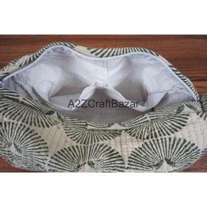 Estuche Organizador de Cosméticos Pequeño, Acolchado, Hecho a Mano en India, 100% Algodón Puro, con Cierre y Diseño Estampado en Bloques Multicolor - Product Image 6