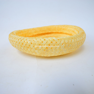 Elegante Cesta Redonda de Bambú Tejido Estilo Antiguo para Guardar Frutas y Bocadillos en Navidad - Product Image 3
