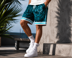 Shorts de basket-ball personnalisés, uniforme d'équipe, tissu polyester respirant et anti-humidité, logos brodés personnalisés, nom de l'équipe imprimé - Product Image 5