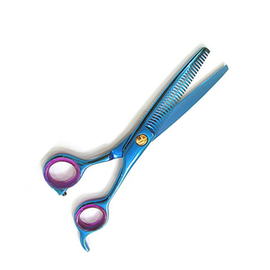 Tijeras de Entresacar Cabello de 5.5 Pulgadas Personalizadas con Hojas Afiladas, Herramientas de Peluquería con Mango de Acero y Plástico - Product Image 2