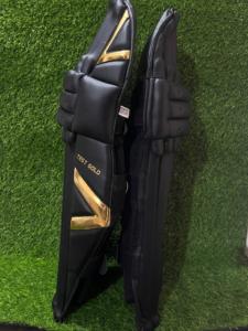 Protège-tibias de cricket ambidextres en PU, légers, durables, très confortables et les plus vendus - Product Image 5