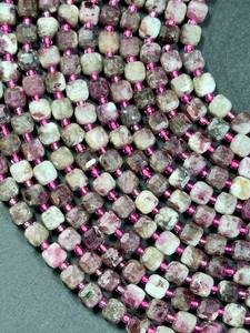ลูกปัดพลอยทัวร์มาลีนสีพลัมธรรมชาติ รูปทรงลูกบาศก์เหลี่ยมเพชรพลอย สีม่วงพลัมสวยงาม ร้อยเป็นเส้นเต็ม สำหรับทำเครื่องประดับ - Product Image 4