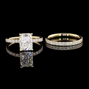 Bague en diamant radiant 1,5 carat, certifiée IGI, or jaune 14 carats, fabrication sur mesure, bijoux pour femme, bague de fiançailles et de mariage - Product Image 1