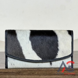 Pochette de soirée élégante pour femme en cuir véritable de vachette avec fourrure, porte-cartes et billets multifonction de haute qualité - Product Image 1