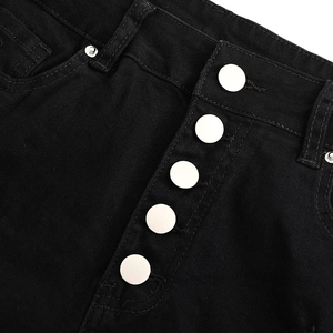 Shorts de Mezclilla Negros de Cintura Alta para Mujer, Estilo Casual de Verano, Desgastados y Rotos, con Botones al Frente, ODM OEM - Product Image 3