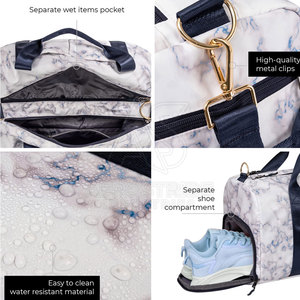 Sac de sport classique AEROSTRIDE INDUSTRIES, léger, écologique, tissu durable, fermeture sécurisée pour les voyages en plein air - Product Image 6