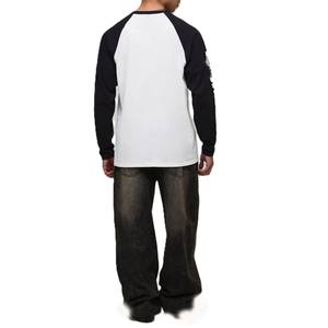 Camisetas de Manga Larga para Hombre con Mangas Raglán en Contraste, Camiseta Urbana de Algodón con Logotipo Bordado, Marca Privada, Proveedor de Ropa al por Mayor OEM - Product Image 3