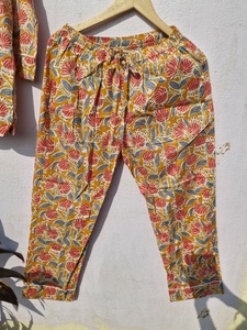 Ensembles de pyjamas à imprimé floral, ensembles de pyjamas en coton indien, ensembles de pyjamas de nuit, robes de nuit, vêtements bohèmes, cadeaux pour elle, Wo - Product Image 3