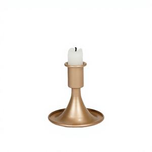 Porte-bougie conique doré en fer, bougeoirs vintage petits et bas en fer pour bougies de 0,8'' (2 cm) – Noël - Product Image 6