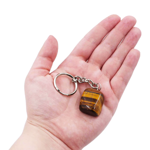 Llavero de cristal de alta calidad con ojo de tigre, llavero de piedra natural pulida, regalos para mujeres, venta al por mayor. - Product Image 6