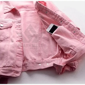 Custom Women's Light Wash Oversized <b>Denim</b> <b>Jacket</b> Button Front Long Sleeve Casual Jean <b>Jacket</b> with Flap Pockets Wholesale - Product Image 6
