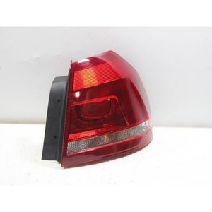 Luz Trasera Derecha Usada para Passat 561945096G - Product Image 2