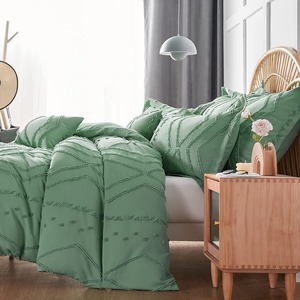 Ensemble de housse de couette brodée vert émeraude hypoallergénique, taille Queen, polyester respirant, lavable en machine, literie d'hiver - Product Image 2
