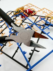 Pince à bec effilé Fujiya F-107SL de qualité industrielle en acier, à lame simple, avec poignée en plastique souple, métrique, OEM, pour la découpe de modèles en plastique - Product Image 5