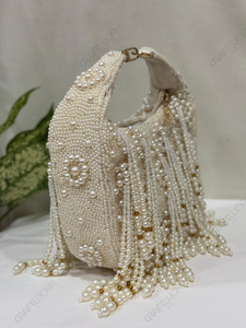 Bolso de mano nupcial mini con borlas de perlas de marfil, adornado a mano para recepción de bodas, con flecos de cuentas para mujer - Product Image 4