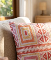 Housse de coussin carrée à motif floral en rose pastel, orange, jaune, blanc, logo personnalisé disponible, 18x18, utilisation à domicile et en hôtel, 100% coton