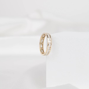 Anillo de Eternidad Completo con Esmeraldas y Diamantes Cultivados en Laboratorio con Corte Redondo en Oro Amarillo de 14K, Elegante Anillo de Boda, Regalo de Aniversario para Mujer - Product Image 2