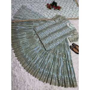 Conjunto de Lehenga de Fiesta para Mujer de Diseñador con Bordado Elegante, Incluye Top y Dupatta - Product Image 6