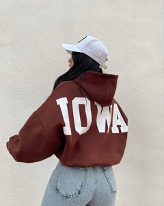 เสื้อฮู้ดดี้ผู้หญิงสีดำทรงโอเวอร์ไซส์ สั่งทำขายส่ง พร้อมลายพิมพ์ด้านหลัง แขนเสื้อแบบดรอปโชว์เดอร์ แขนยาว ผ้าถักนิตติ้งคอตตอน สไตล์ฤดูใบไม้ร่วง - Product Image 5