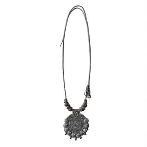 Casual Floral Patterned <b>Long</b> <b>Necklace</b> Set - Product Image 2