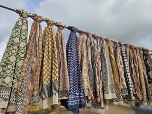 Indian Block <b>Printed</b> Sarong With Zari <b>Extra</b> <b>Large</b> Ethical Fashion Organic Cotton Sarong 100% Cotton Sarong Handmade Sarong Wrap - Product Image 4