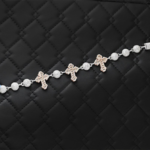Bracelet religieux en diamants plaqué or 18 carats, design croix, diamants naturels taille brillant ronde couleur G, bijoux unisexe à vendre - Product Image 6