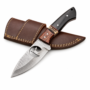 Cuchillo de Caza Multifuncional para Exteriores Welltrox Industries, Mango de Madera, Funda de Cuero Personalizada, Hoja de Punta Caída de 9 Pulgadas de Largo - Product Image 1