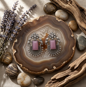 Pendientes Colgantes Vintage Tibetanos de Plata Bañada en Rodio con Piedra Rosa y Engaste de Bisel de Diamantes de Imitación, Joyería Religiosa para Mujer, Regalo para Fiesta - Product Image 3