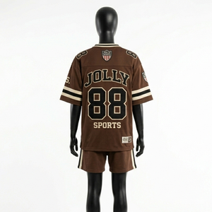 Conjunto de Camiseta y Pantalones Cortos de Fútbol de Malla de Poliéster Premium de 220 GSM, Color Marrón Crema con Panel y Logotipo Personalizado para Mujer - Product Image 4