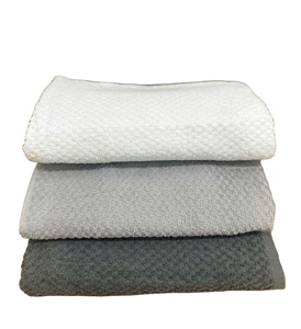 Vente en gros de poncho à capuche 100% coton gaufré Serviette de bain confortable pour bébé de couleur unie à séchage rapide pour hôtel et maison - Product Image 1