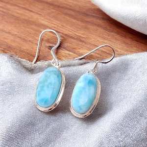 Boucles d'oreilles en larimar faites à la main, argent sterling 925, charme délicat, bijoux minimalistes en pierres précieuses, cadeau pour femmes - Product Image 4