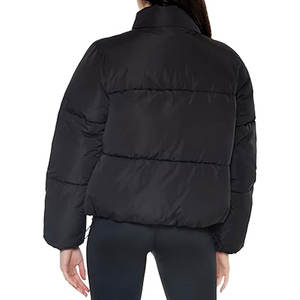 Vestes matelassées légères pour femmes fabriquées au Pakistan, vêtements décontractés, veste matelassée pour femmes de haute qualité - Product Image 2