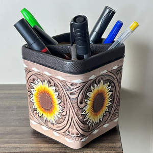 Nouveau porte-crayons et stylos rond en cuir véritable, fait main par un designer, style western, organisateur de bureau, accessoire scolaire, exposition de mars - Product Image 4