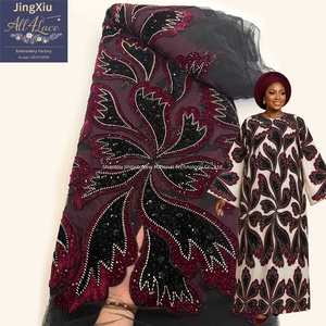 Tissu en dentelle de tulle brodé de perles et de sequins floraux noirs bordeaux de luxe pour robe nigériane Aso Ebi Boubou Kaftan - Product Image 6