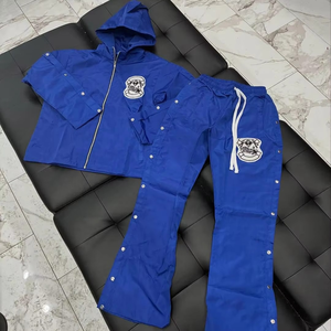 Survêtements de style urbain en nylon/coton personnalisés en usine - Avec motifs imprimés/brodés et personnalisation disponible - Product Image 2