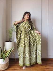 Robe maxi kaftan en coton imprimé brodé de fleurs, col en V, manches trois quarts, tenue décontractée d'été - Product Image 1