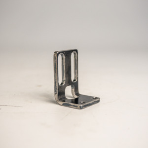 Support d'angle en L réglable à double fente verticale usiné CNC AMT VINA, robuste, en acier inoxydable, pour montage de capteur - Product Image 1