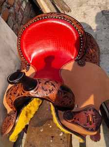 Selle d'endurance Western haut de gamme en cuir véritable pour l'équitation, avec tapis de selle, durable - Product Image 4