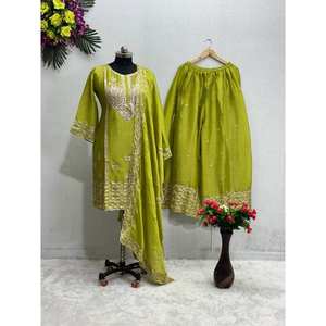 Top Palazzo con Lentejuelas y Cadena de Chinon a la Moda con Dupatta en Verde Lorco - Product Image 1