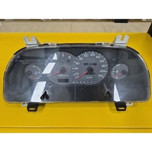 ชุดหน้าปัดเรือนไมล์มือสอง Korando รุ่น 8020106930 - Product Image 1