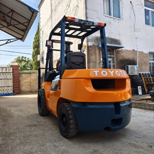 מלגזה דיזל משומשת של טויוטה <span class=keywords><strong>3</strong></span> טון דגם FD30, גובה הרמה 4 מטר, <span class=keywords><strong>5</strong></span> טון, 4 טון, <span class=keywords><strong>3</strong></span> טון, עם מנוע יפני - Product Image 5
