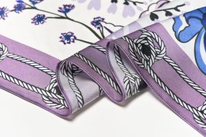 Foulard en Soie Moderne pour Femme, Foulard Carré en Soie de Mûrier Personnalisé, Foulard de Tête de Luxe Tendance, Impression Personnalisée, Fournisseur en Gros - Product Image 6